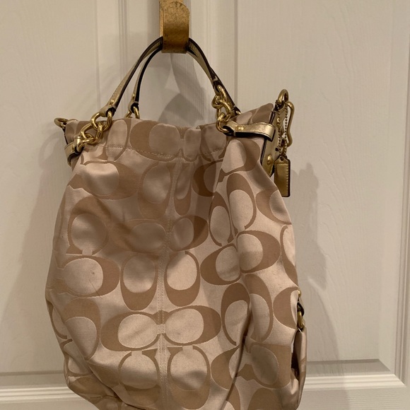 COACH - Purse - Picture 4 of 8